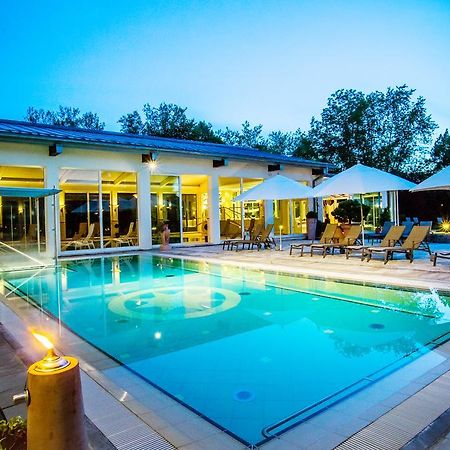 Thermenhotel Quellenhof Bad Füssing エクステリア 写真