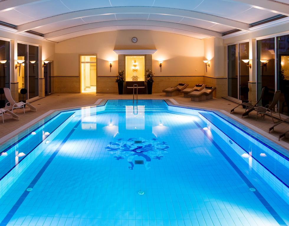 Thermenhotel Quellenhof Bad Füssing エクステリア 写真