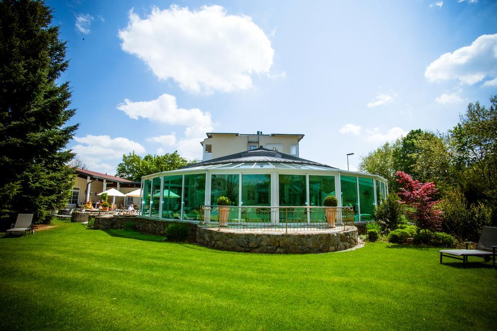 Thermenhotel Quellenhof Bad Füssing エクステリア 写真
