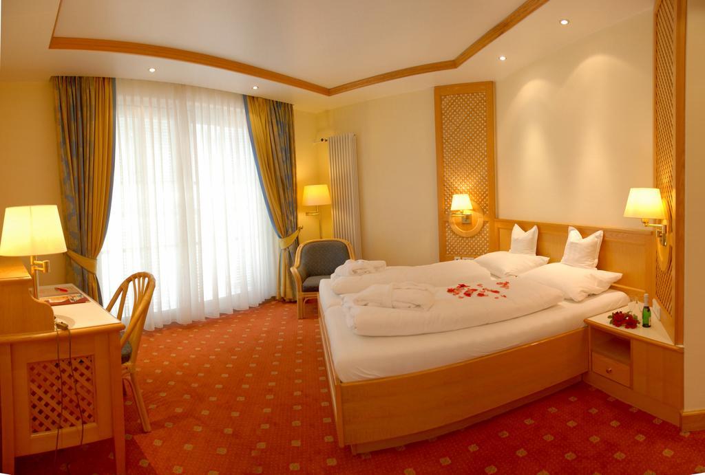Thermenhotel Quellenhof Bad Füssing 部屋 写真