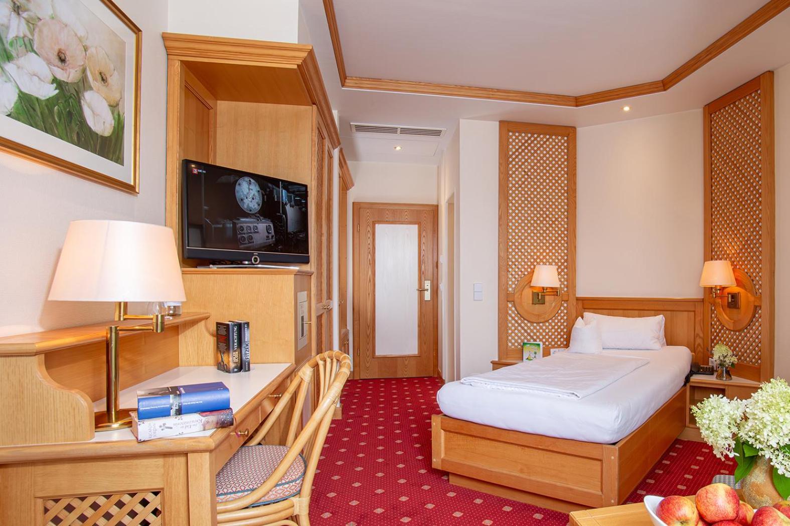 Thermenhotel Quellenhof Bad Füssing エクステリア 写真